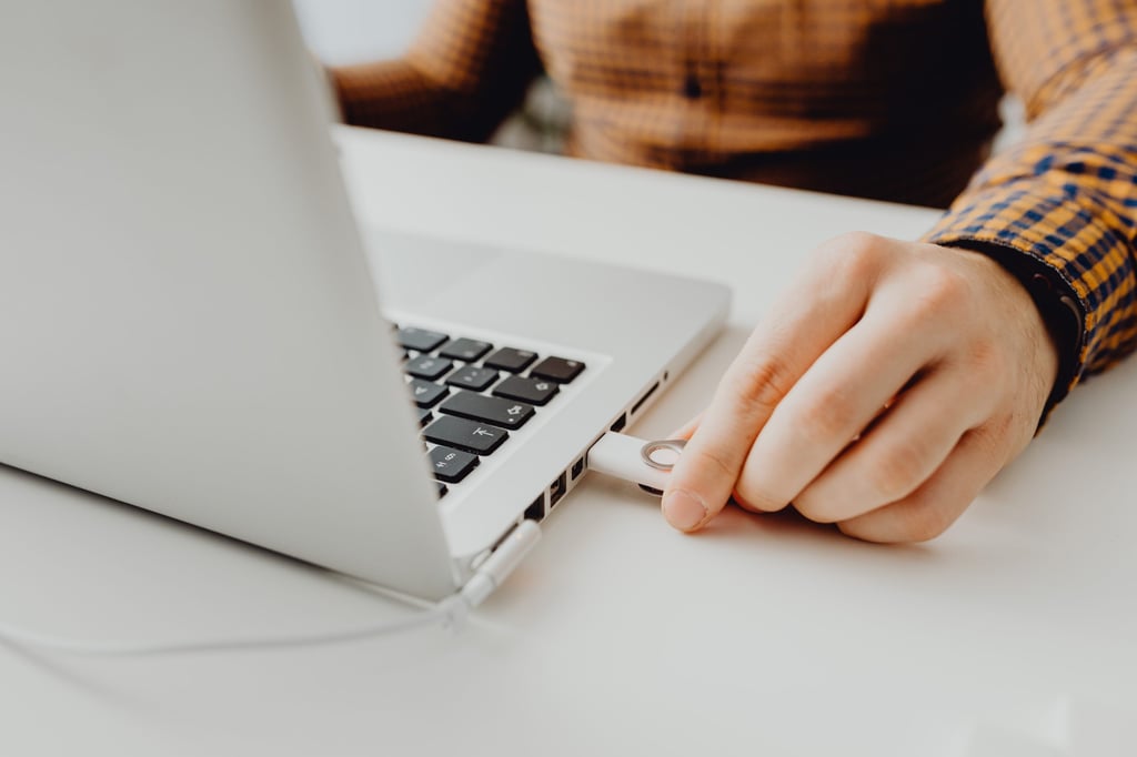 Why Unsecured USB Drives Are Dangerous